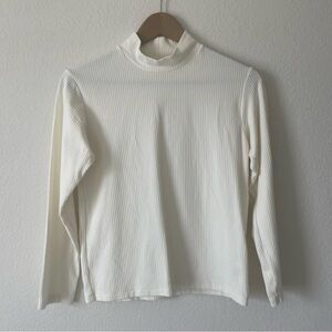 Uniqlo HeatTech White Ribbed Turtleneck